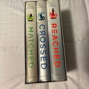 Matched Trilogy Box Set by Ally Condie